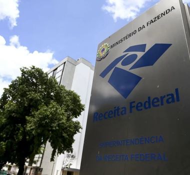 Imagem - Leilão da Receita terá iPhone por R$ 300; saiba como participar
