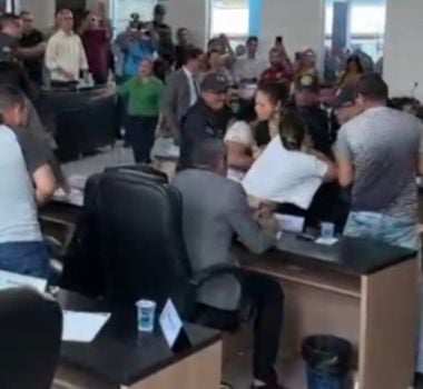 Imagem - Vídeo: projeto de lei causa confusão na Câmara Municipal de Castanhal