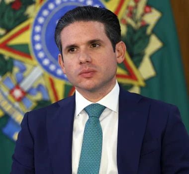 Imagem - Motta chama de 'abuso' cobrança por mala de mão e promete votar urgência de projeto que proíbe taxa