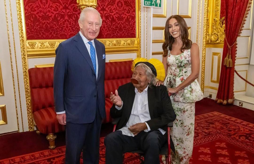 A cantora Anitta, o Cacique Raoni se encontraram com o Rei Charles III nessa quarta (15), em Londres, na Inglaterra. 