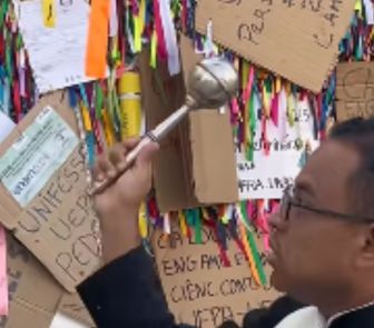 Imagem - Vídeo: Promessas de devotos recebem benção na Basílica de Nazaré