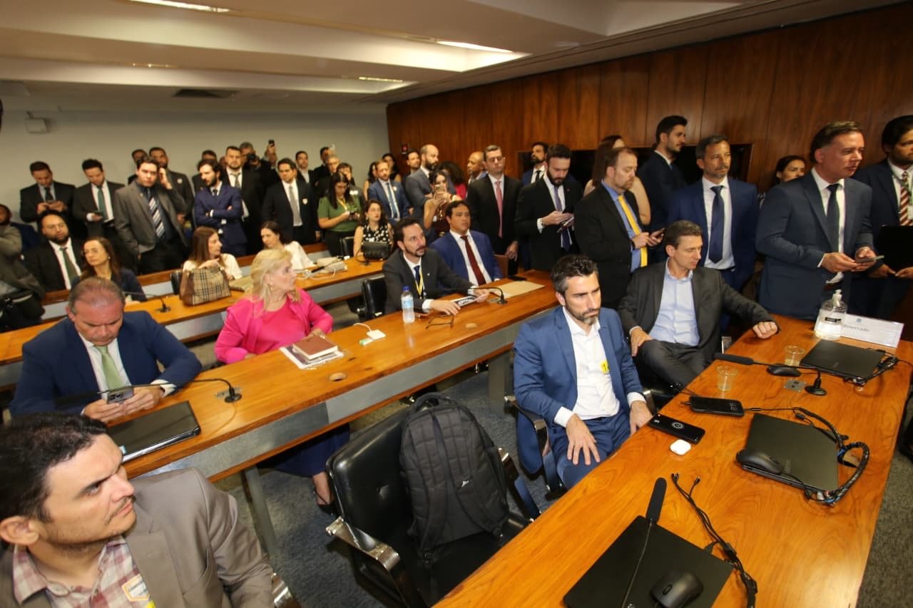 “A manutenção da lei garante segurança jurídica para que os consumidores possam continuar investindo em energia solar como alternativa de economia, sem o risco de novas taxações ou mudanças abruptas nas regras de compensação,  assegurando previsibilidade aos investimentos”