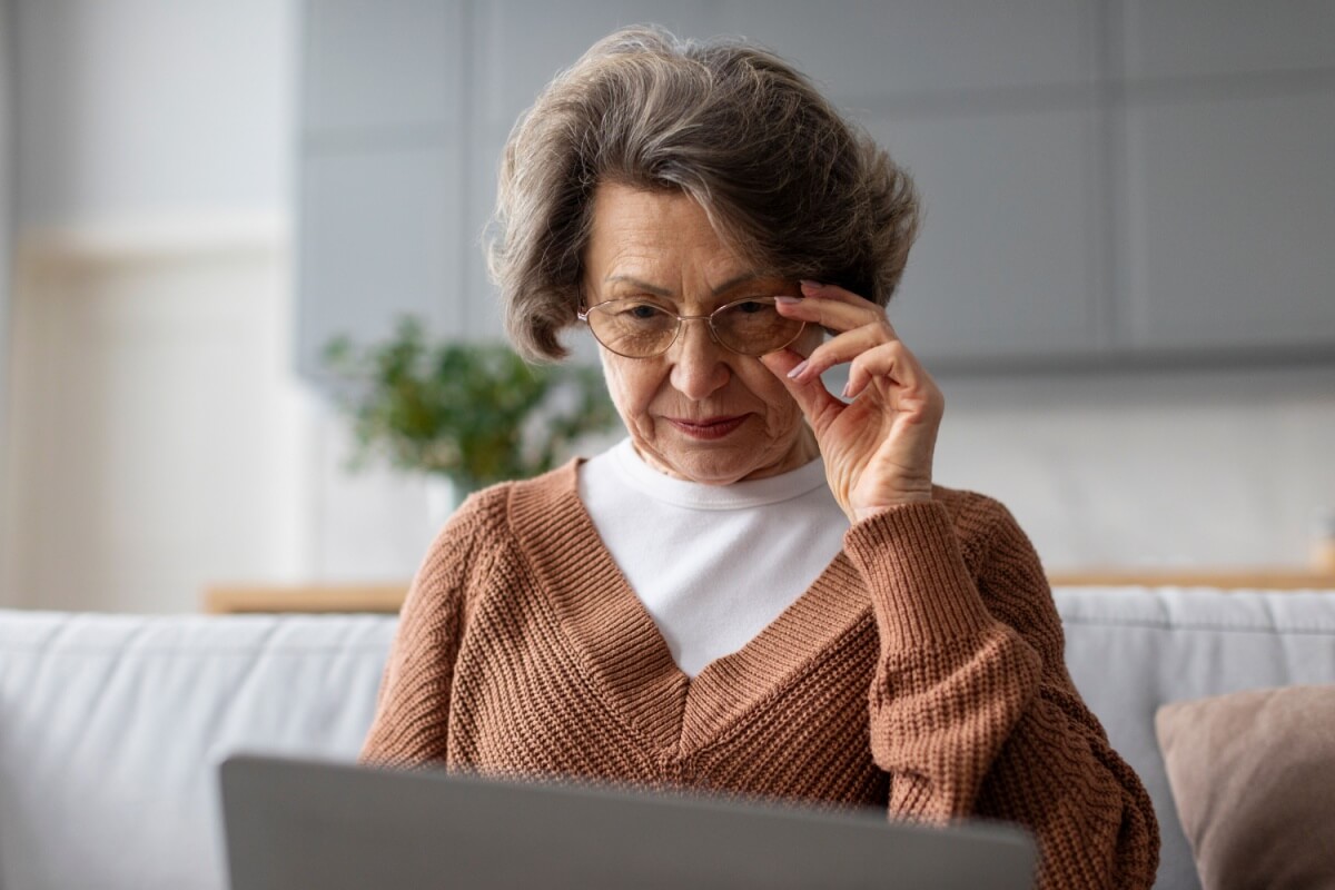 Cuidar da saúde dos olhos deve ser um compromisso ao longo de toda vida (Imagem: fast-stock | Shutterstock)