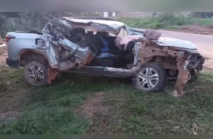 Um sargento da PM Rondônia morreu após uma colisão envolvendo um caminhão e um carro de passeio no Pará.