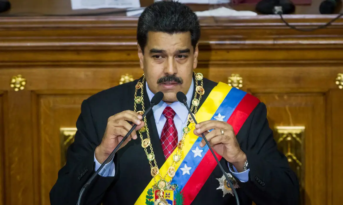 Imagem - Maduro aciona plano de defesa em toda a Venezuela após ação militar dos EUA
