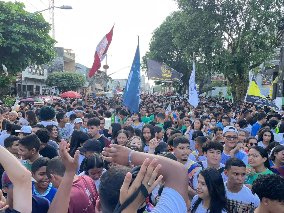Imagem - Romaria da Juventude reúne multidão de devotos em Belém neste sábado