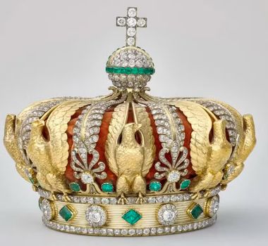 Imagem - Coroa da imperatriz Eugênia é encontrada danificada em rua de Paris