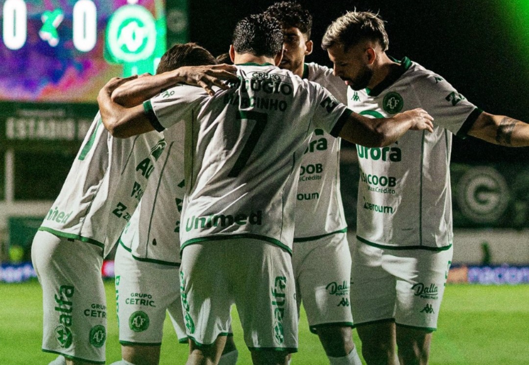 Imagem - Chapecoense vence o Goiás fora de casa e empurra o Remo para 4º lugar na Série B