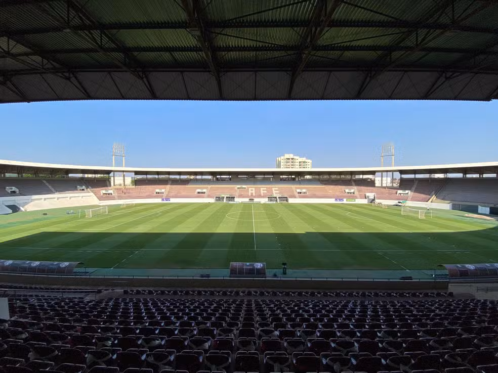 Estádio Fonte Luminosa recebe a partida pela Série B -