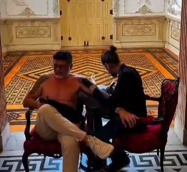 Imagem - Diretor de Cultura de Belém é exonerado após vídeo onde é tatuado em palacete histórico da capital
