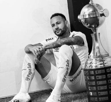 Imagem - Neymar critica arbitragem após pênalti em Santos x Vitória: 'Tem que profissionalizar pra ontem'