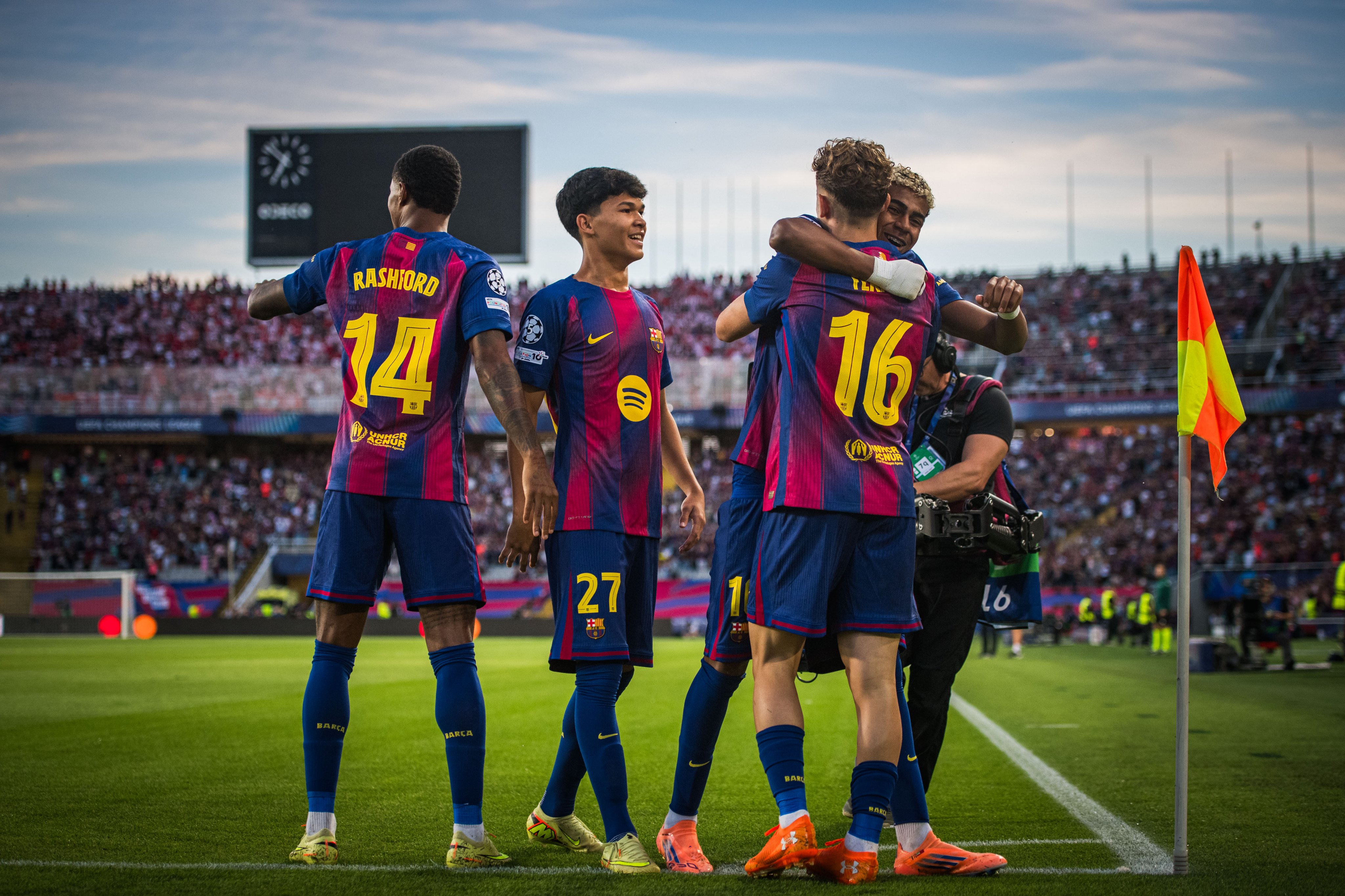 Goleada catalã na Champions -
