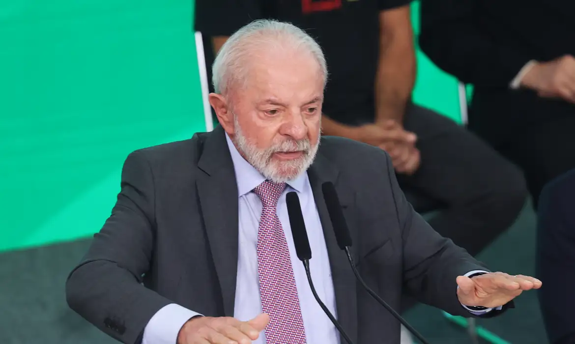 (Presidente do Brasil, Luiz Inácio Lula da Silva) 