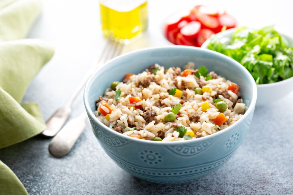 Arroz de festa (Imagem: Elena Veselova | Shutterstock)
