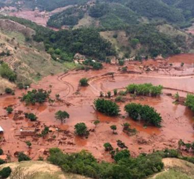 Imagem - Empresas são multadas por abater impostos depois de tragédia