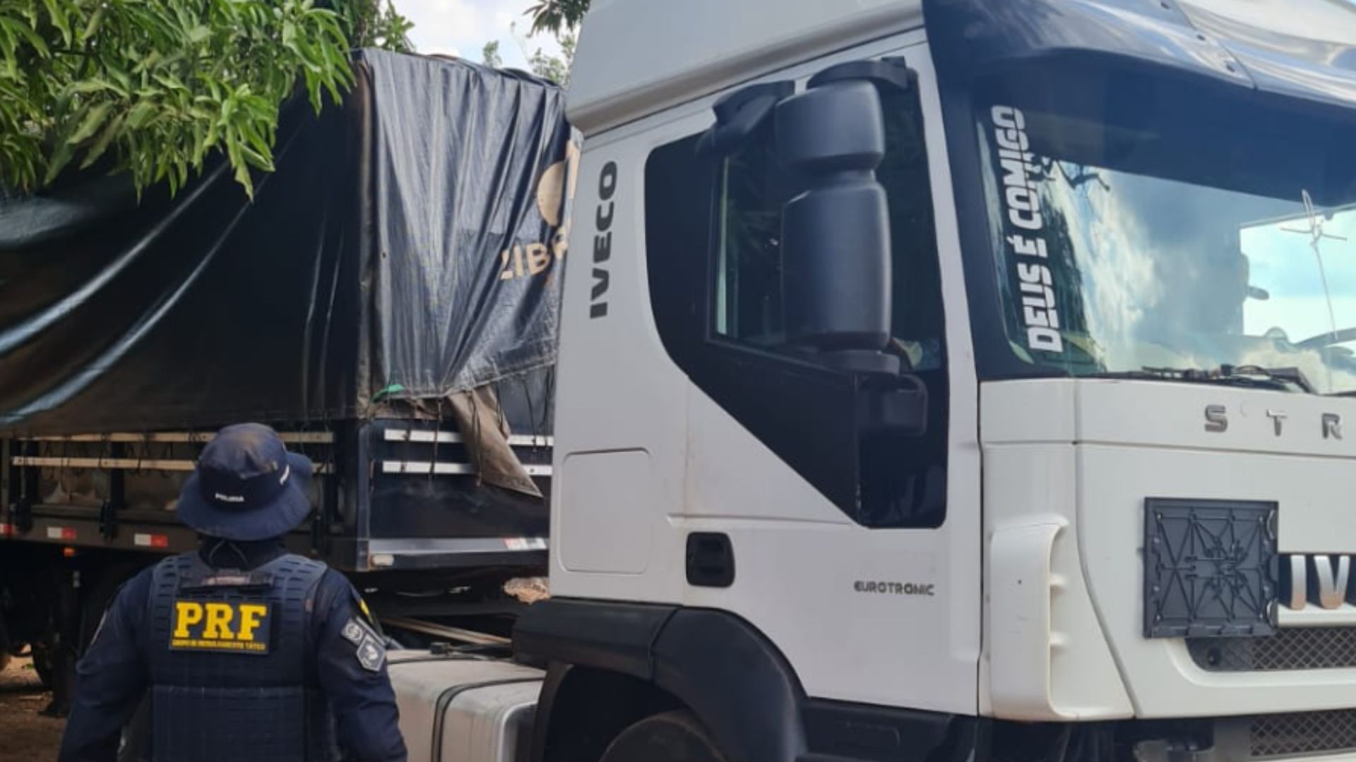 Operação prendeu motorista e a carga transportada