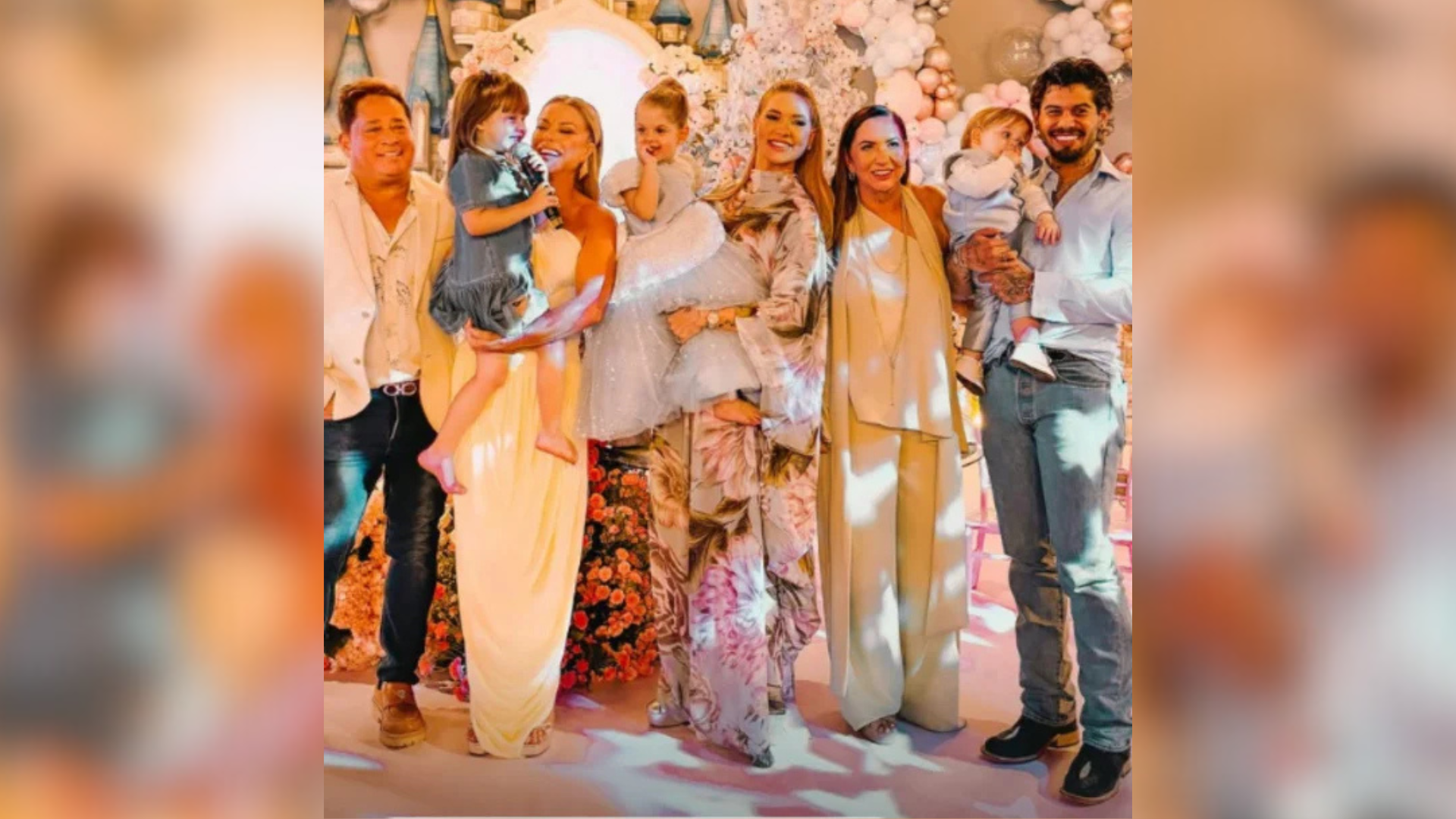 Imagem - Zé Felipe participa da festa de três anos da filha Maria Flor ao lado de Virginia Fonseca