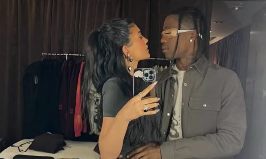 Kylie Jenner e Travis Scott -