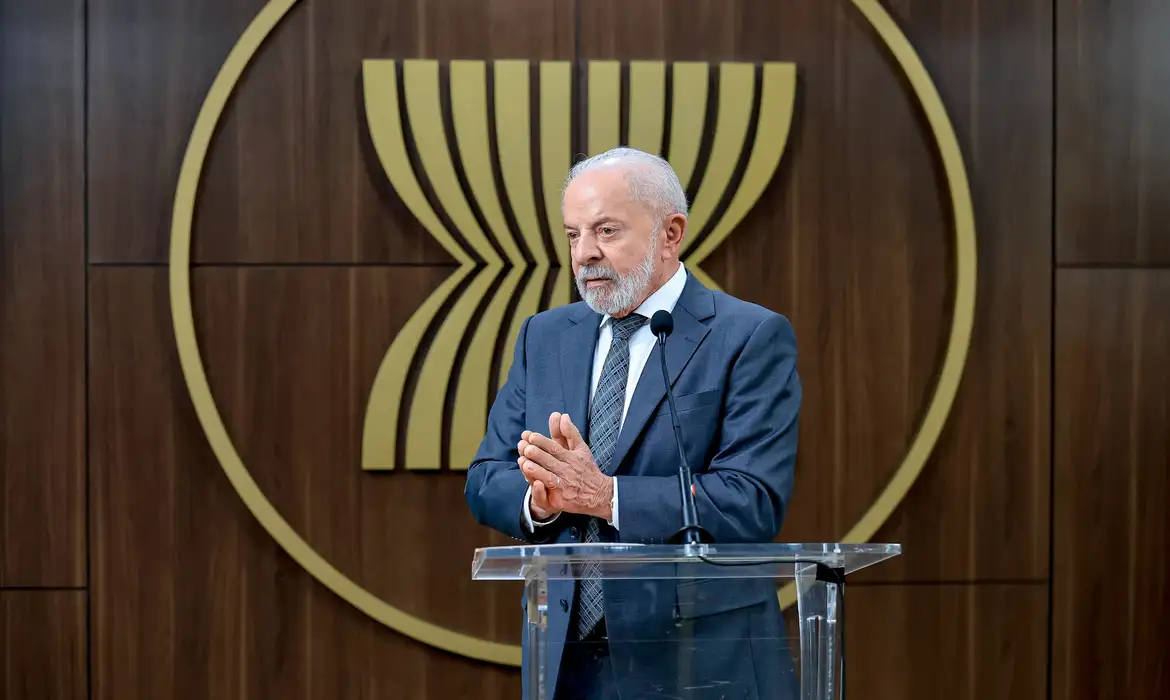 Imagem - Lula quer discutir com Trump punição dada a ministros do STF