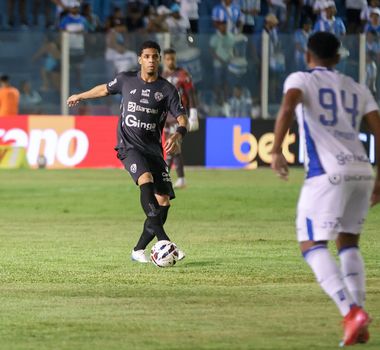 Imagem - Paysandu perde para o Avaí na Curuzu e fica perto do rebaixamento na Série B