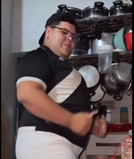 A influencer se tornou um amuleto para parte da torcida vascaína, já que nos últimos jogos, sempre que Duda dançou após uma vitória vascaína, o time carioca não perdeu a partida seguinte.