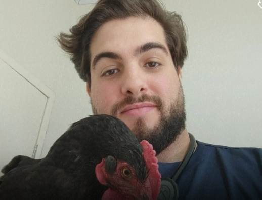 Douglas Ciríaco, de 26 anos, é o único médico responsável por atender dez comunidades rurais e vê nos presentes simples o reconhecimento mais puro pelo seu trabalho