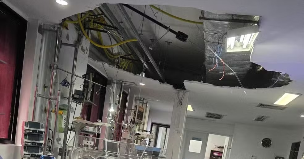 Imagem - Forro do teto desaba em UTI neonatal no Recife