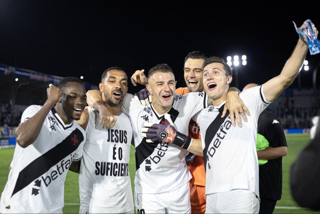 Vascão goleou o Bragantino por 3 a 0 -