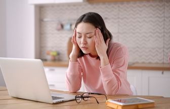 Veja quando a dor de cabeça pode ser sinal de tumor cerebral