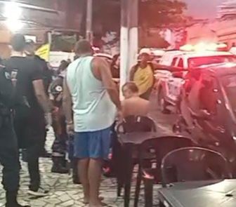 Imagem - Idoso é baleado de raspão após ser confundido com policial em São Brás