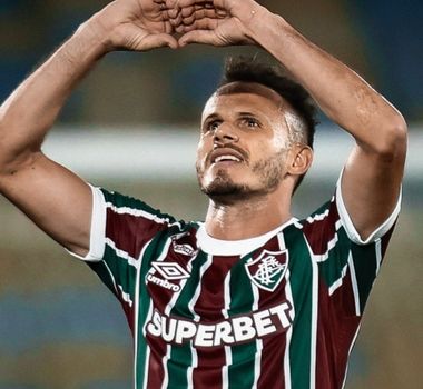 Imagem - Fluminense vence Ceará com gol de falta e entra no G-6 do Brasileirão
