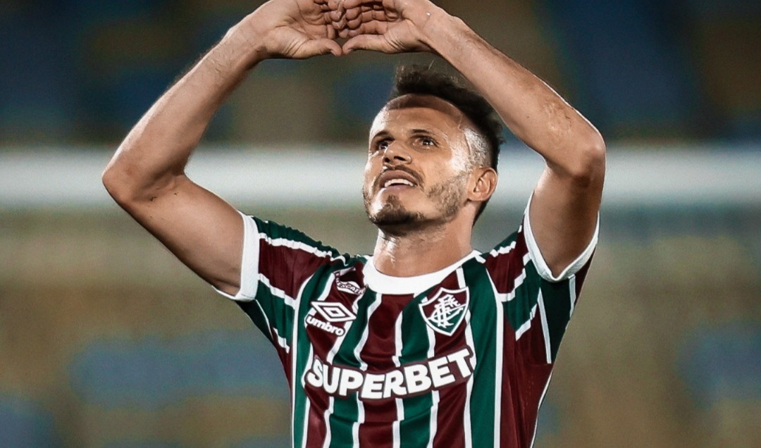 Imagem - Fluminense vence Ceará com gol de falta e entra no G-6 do Brasileirão