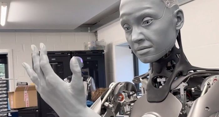 r*a様 HUMAN ROBOT × PRESTIGE APPAREL Robô 'humanoide' que lava louça e dobra roupas chega ao mercado em