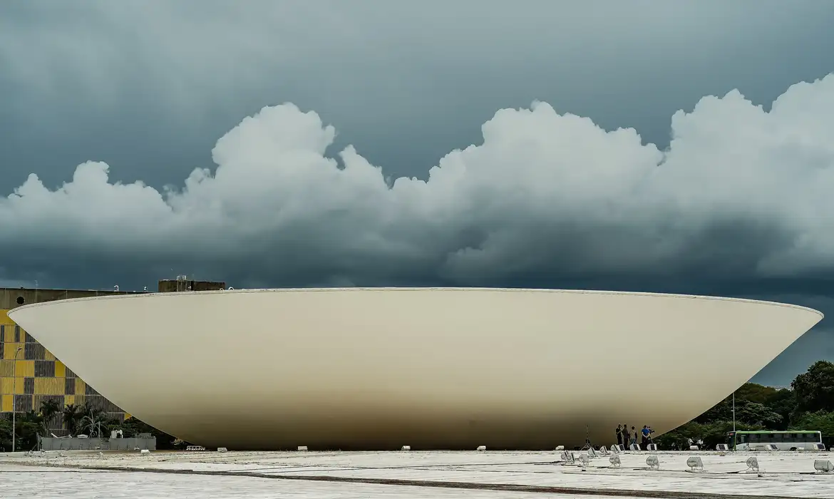 Imagem - Deputados pedem investigação federal sobre megaoperação no Rio