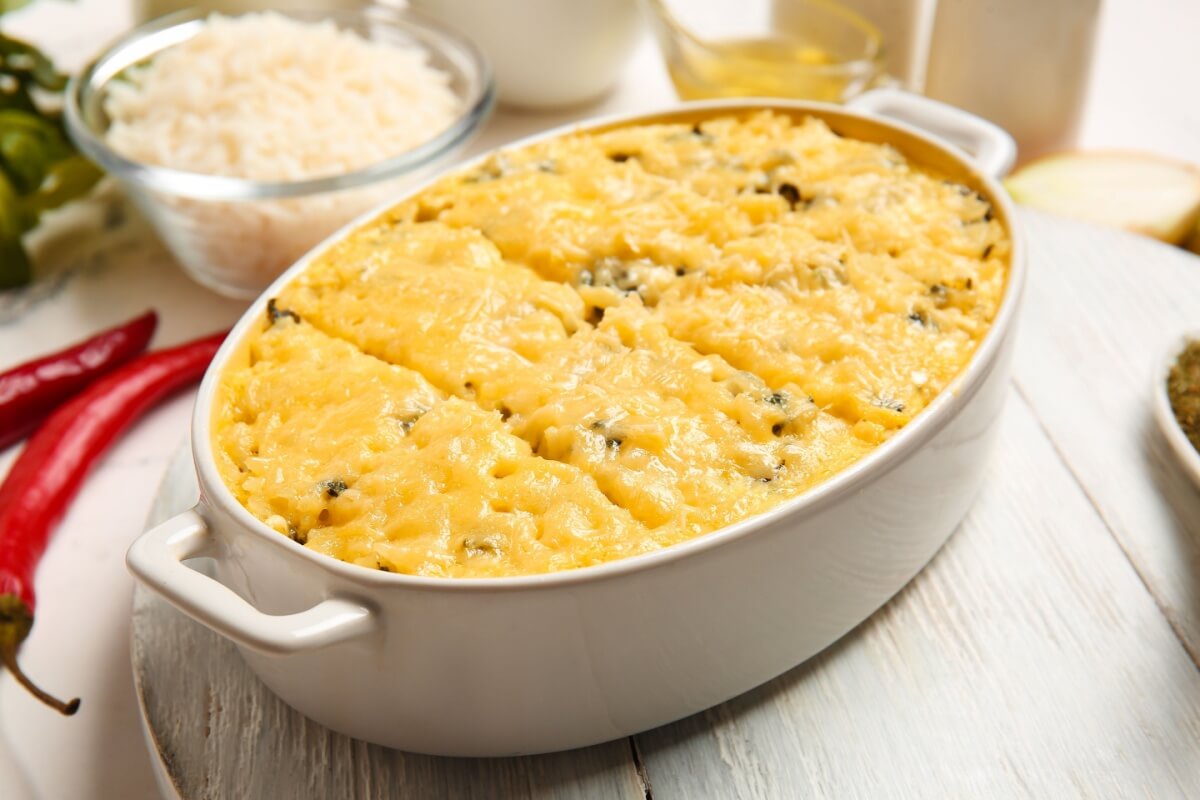 Arroz de forno com frango cremoso (Imagem: Pixel-Shot | Shutterstock)