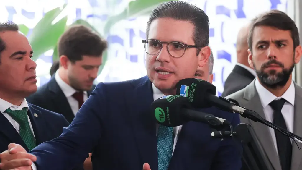 (Presidente da Câmara dos Deputados, Hugo Motta)