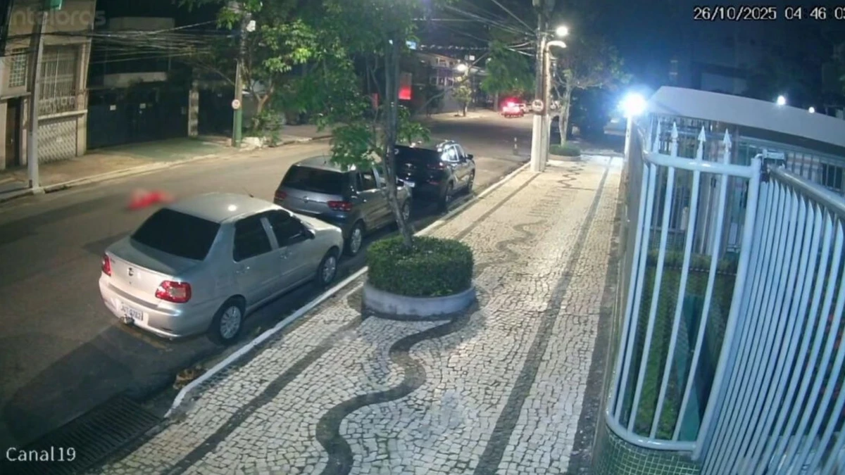Veja o momento em que médico arrasta namorada com carro em Belém