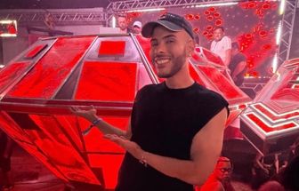 Hugo Gloss curte noite de aparelhagem com Viviane Batidão e Gaby Amarantos em Belém