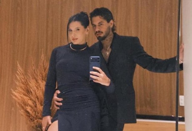 Casal recebeu elogios na web -