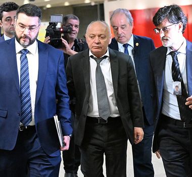 Imagem - Presidente da Confederação Brasileira dos Pescadores é preso por envolvimento na farra do INSS