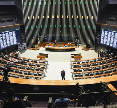 Imagem - Câmara aprova aumento de 8% ao ano para servidores do Judiciário até 2028