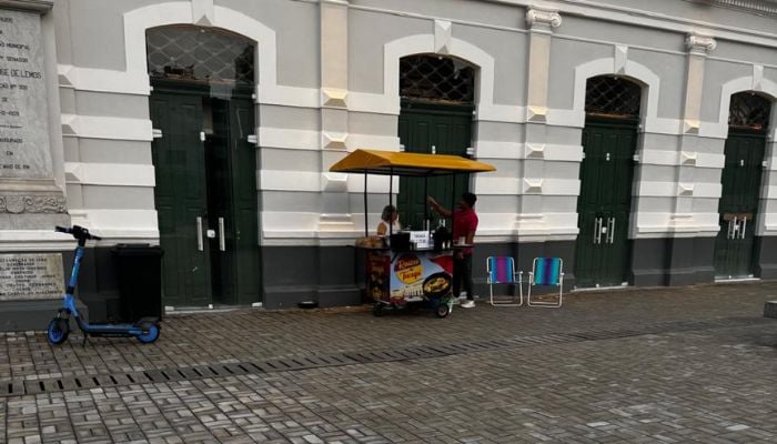 Ambulante é denunciado por venda irregular no Mercado de São Brás, em Belém
