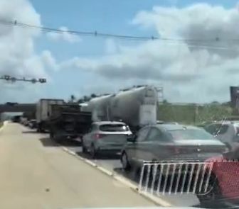 Imagem - Vídeo: saída de Belém enfrenta trânsito intenso nesta quinta-feira