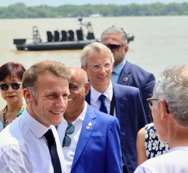 Imagem - Presidente francês visita UFPA e conhece projetos científicos amazônicos