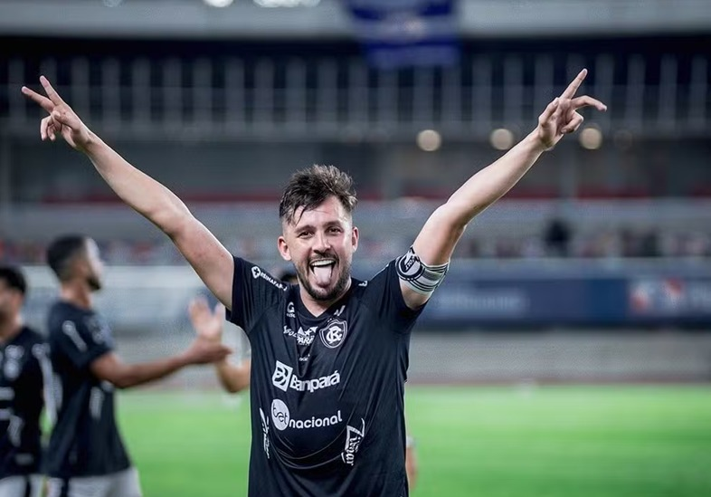 Pavani deve estar de saída do Leão