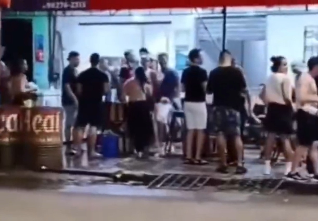 Visitantes aproveitando a noite na capital paraense -