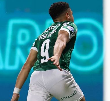 Imagem - Palmeiras domina o Santos e vence por 2 a 0 com show de Vitor Roque