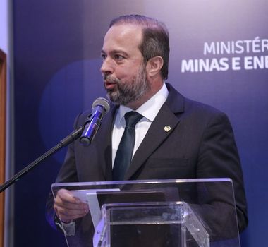 Imagem - Governo mobiliza forças após tornado devastar cidades do Paraná