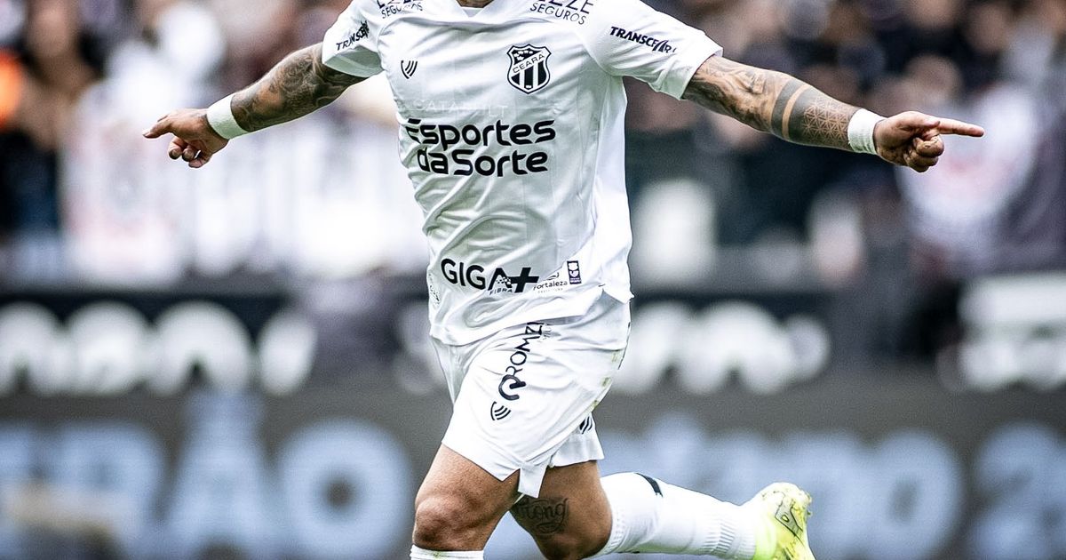 Galeano comemora gol que deu a vitória ao Ceará