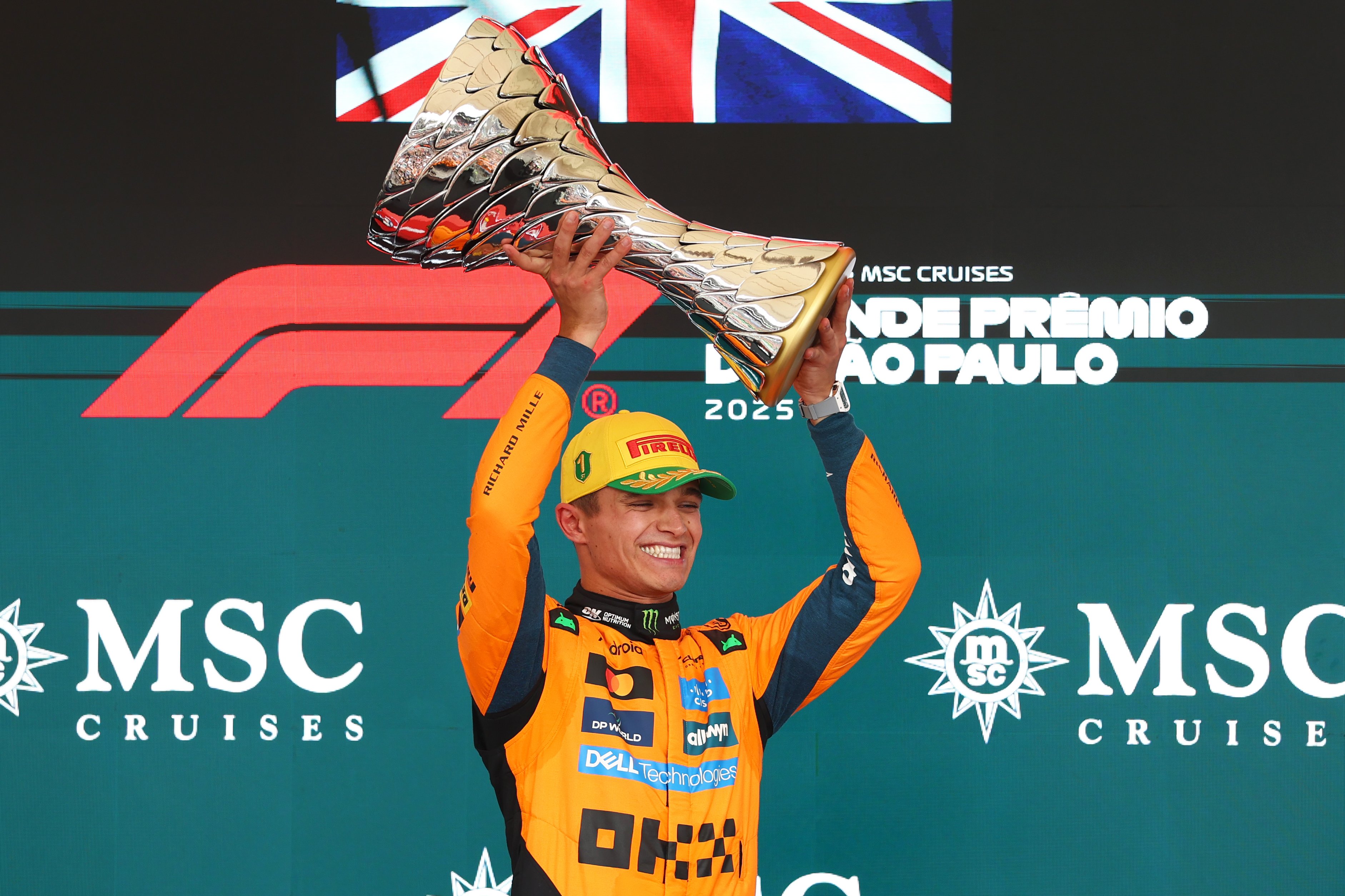 Lando Norris dispara na liderança da F1